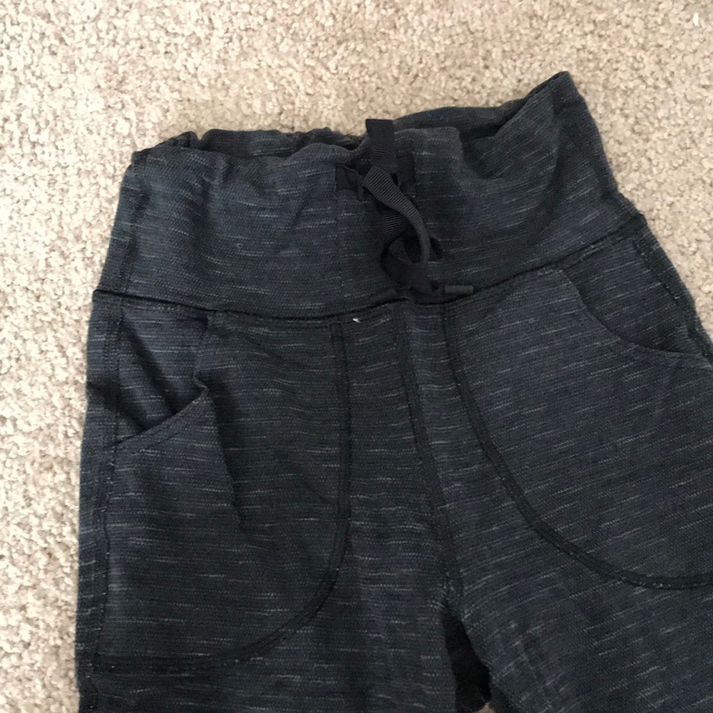 Lululemon leggings - Picture 4 of 4
